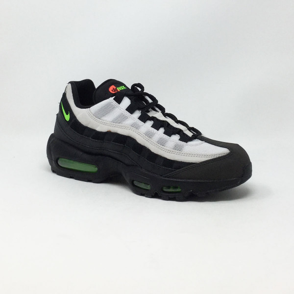 air max 95 noir et blanche